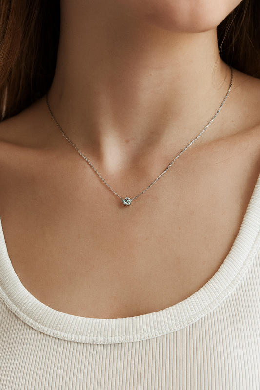 Halskette aus glänzendem, klarem Zirkonia aus Edelstahl